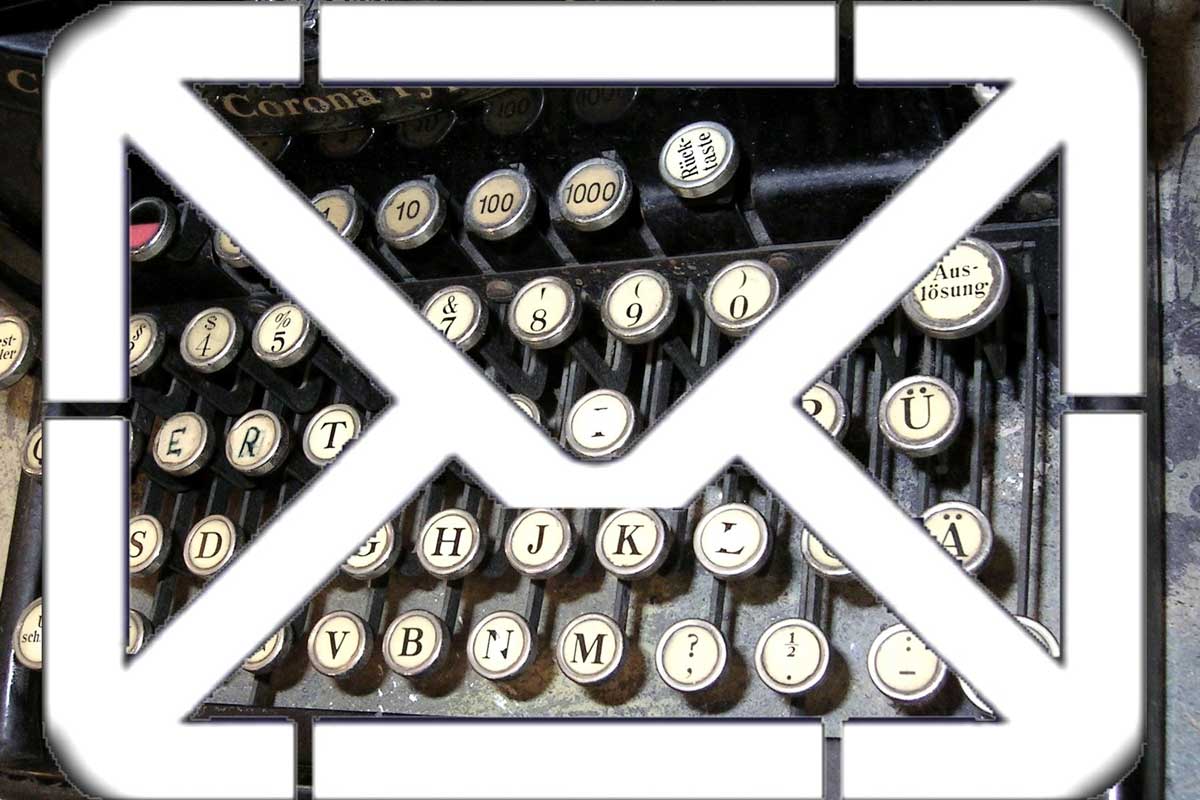 <br /><br /><br />TEXT bleibt TEXT – gleich ob zu dessen Erstellung 
eine 12kg-Schreibmaschine anno 1911 oder …