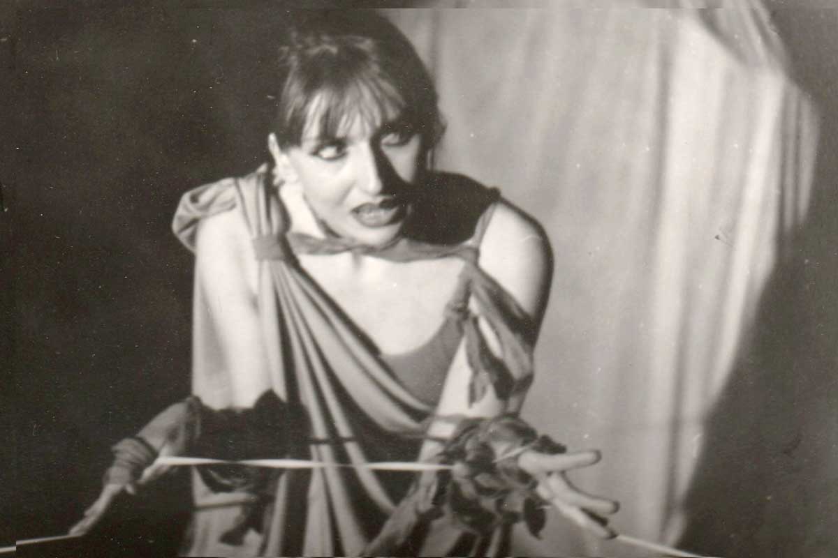 <br /><br /><br />Evelyn Blumenau in 'Die Leiden des jungen Metternich' 
(Collage und Inszenierung von Milan Vukotic, Theaterbrett, Wien 1988)