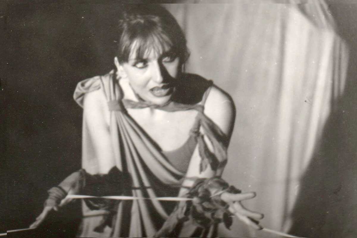 <br /><br /><br />Evelyn Blumenau in 'Die Leiden des jungen Metternich' 
(Collage und Inszenierung von Milan Vukotic, Theaterbrett, Wien 1988)